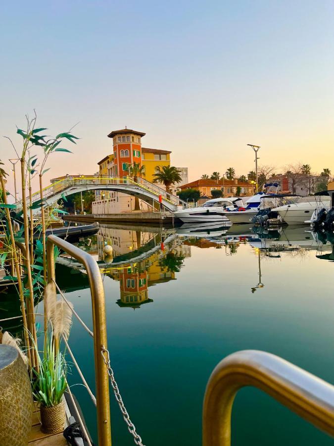 Escale Royale Frejus Hotel Exterior photo